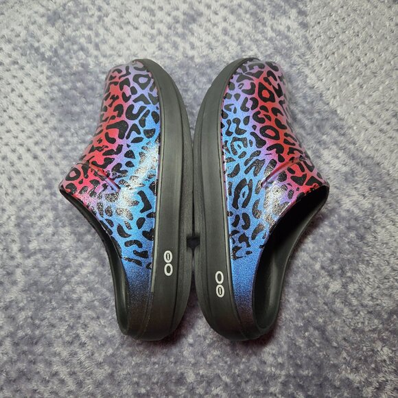 Like New - OOFOS OOclog Limited Edition Rainbow Leopard – Size: 7 (Women’s) - Picture 5 of 9